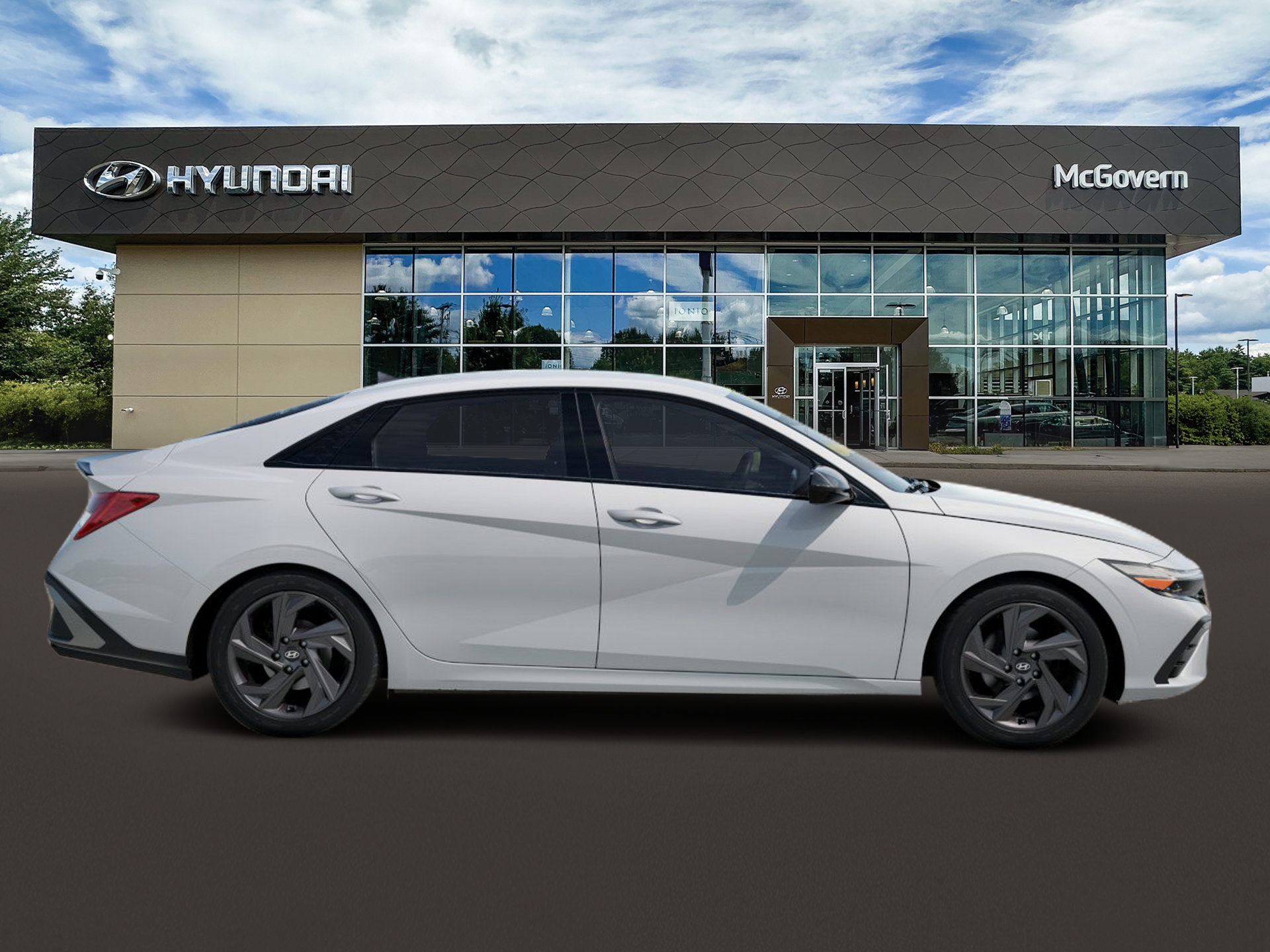 New 2026 Hyundai Elantra SEL Sport FWD image 6