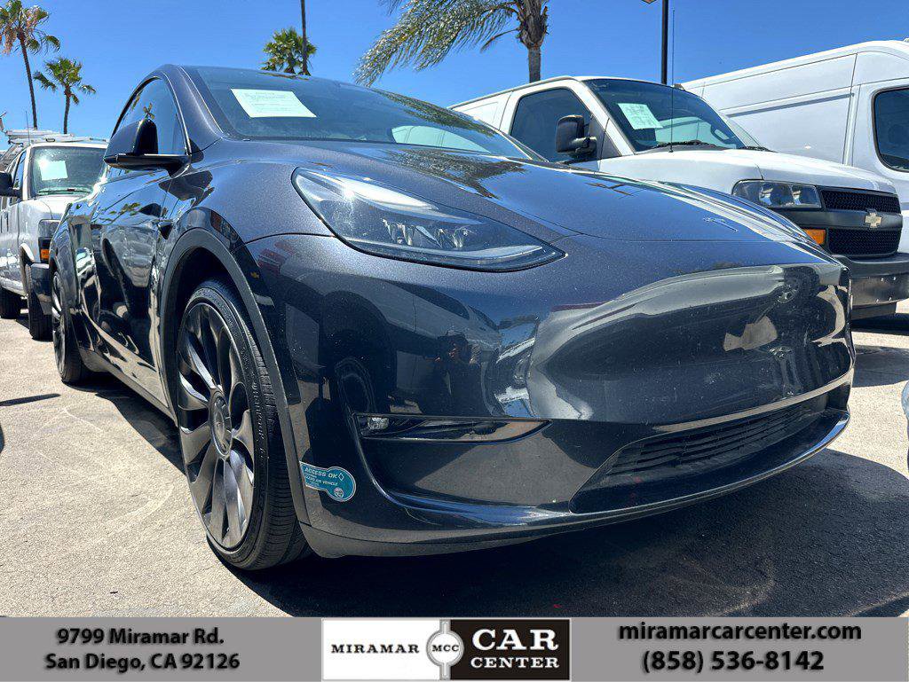 Used 2024 Tesla Model Y Performance AWD/4WD image 1