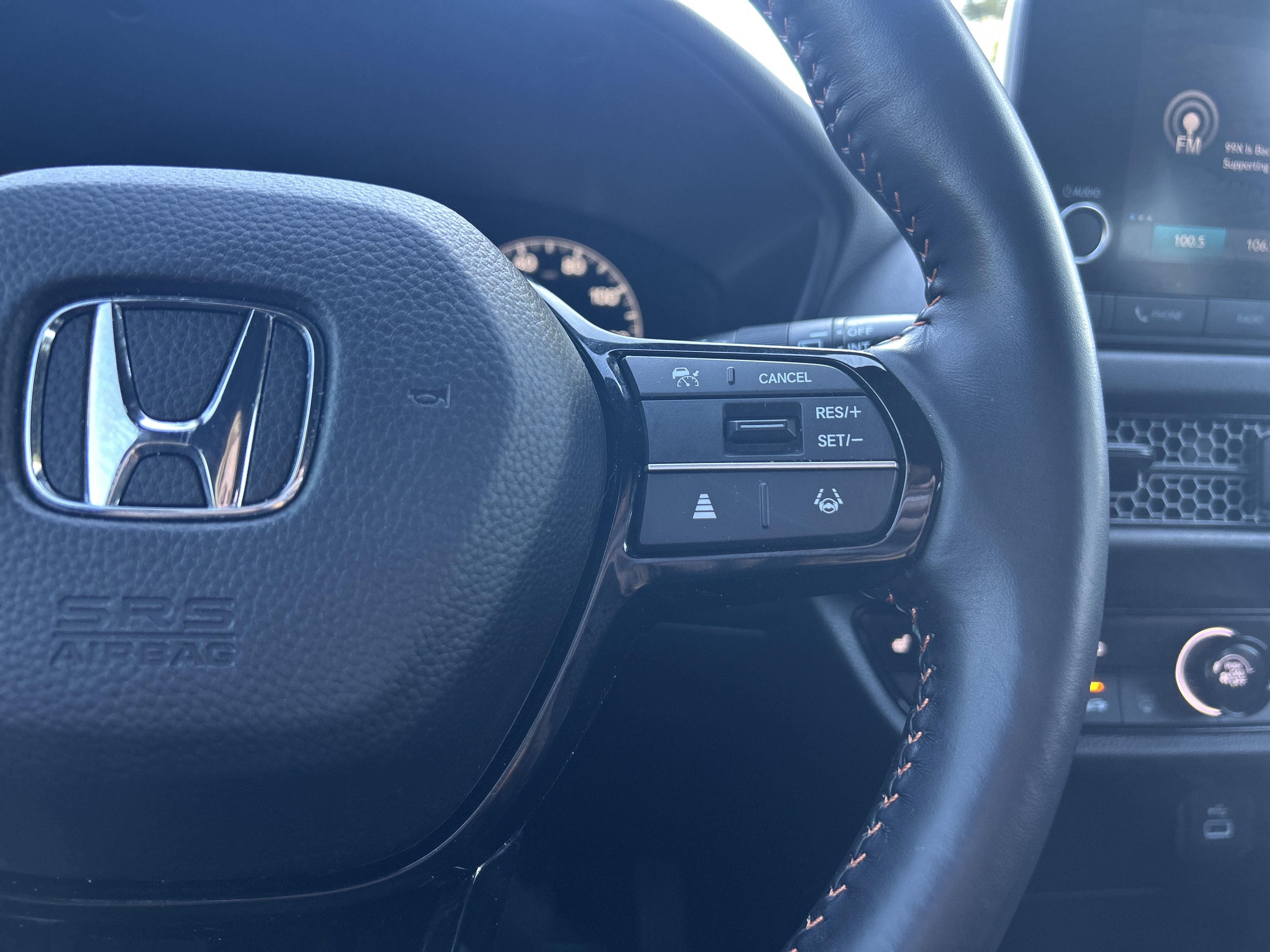 Certified 2025 Honda HR-V Sport image 19