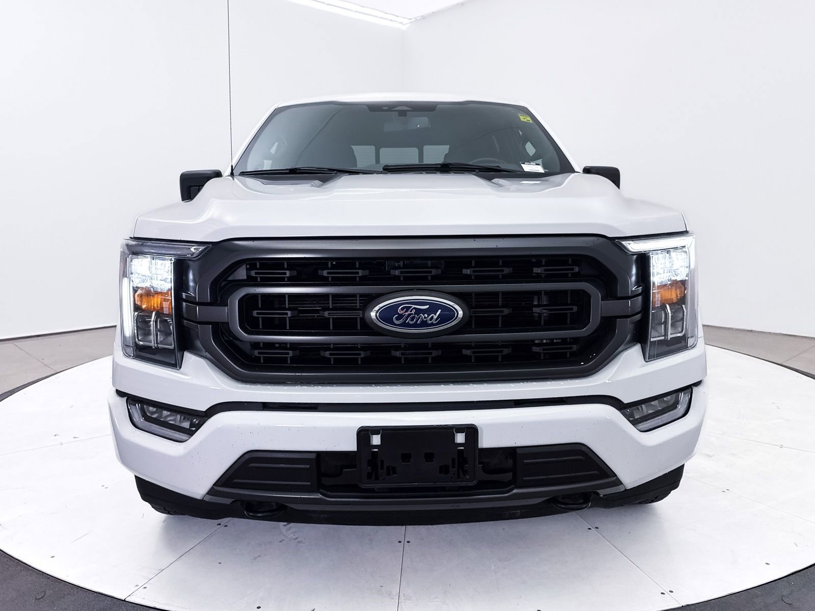 Used 2023 Ford F150 XLT w/ Equipment Group 302A High image 14