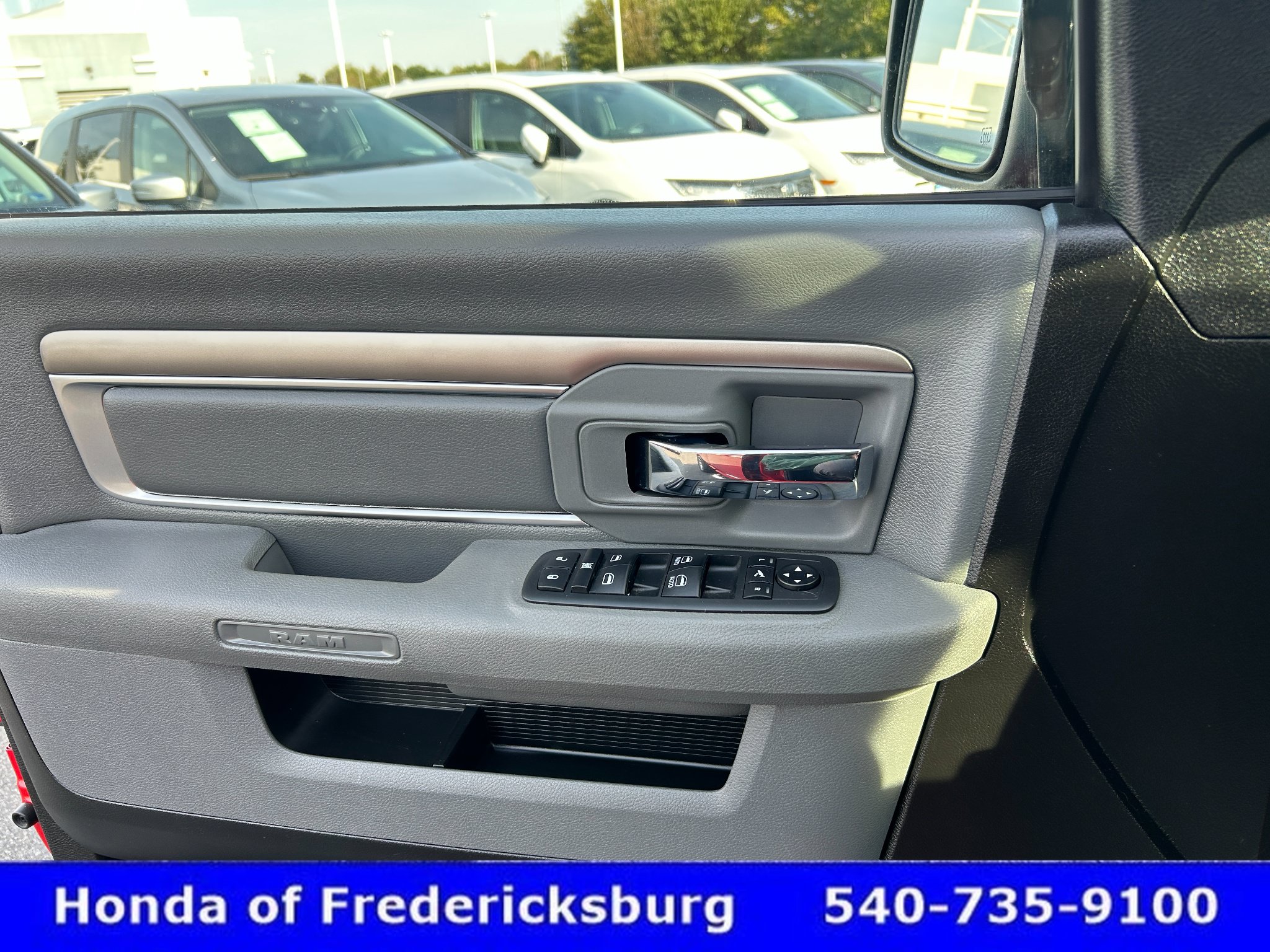 Used 2019 RAM 1500 Big Horn AWD/4WD image 25