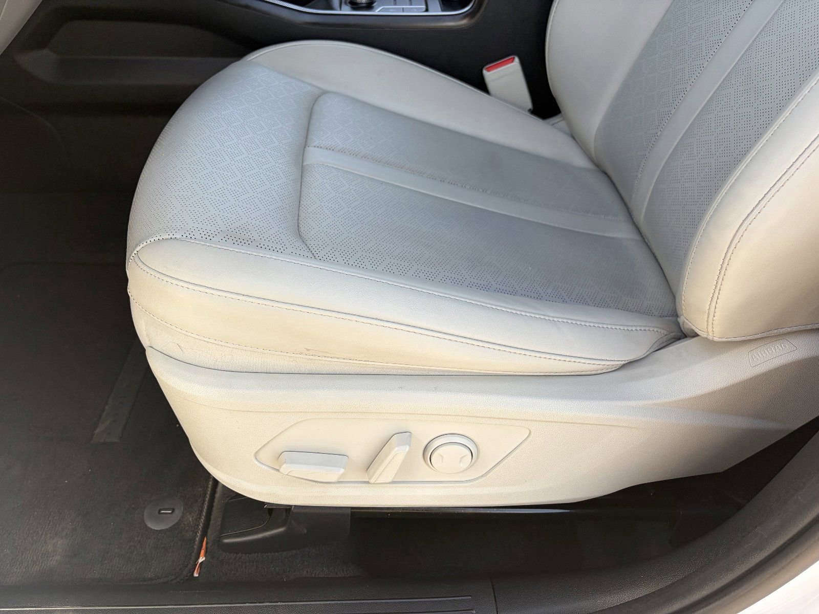 Used 2023 Kia Sorento S w/ Panoramic Sunroof Package image 22