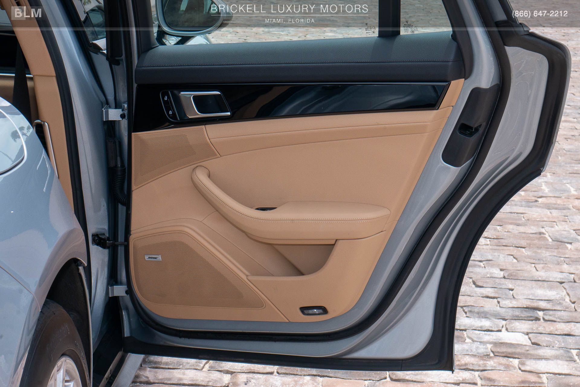 Used 2019 Porsche Panamera RWD image 16