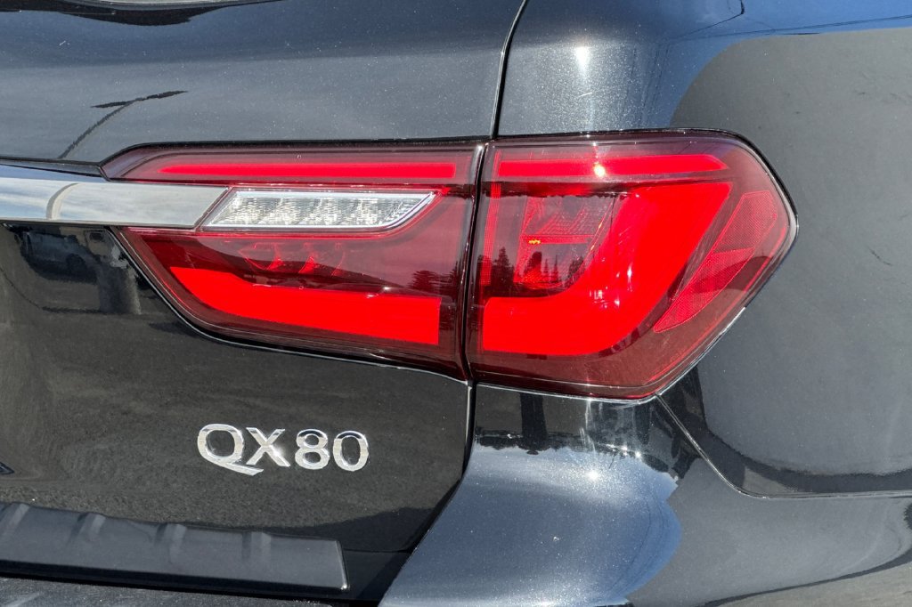 Used 2024 INFINITI QX80 Premium Select w/ Cargo Package AWD/4WD image 26