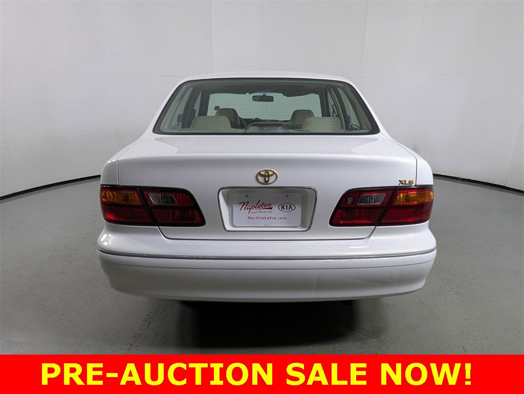 Used 1999 Toyota Avalon XL image 6