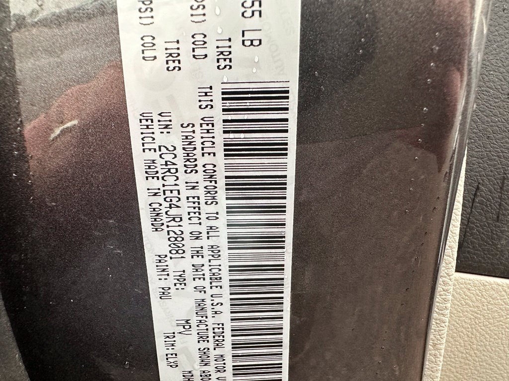 Used 2018 Chrysler Pacifica Touring-L Plus FWD image 9