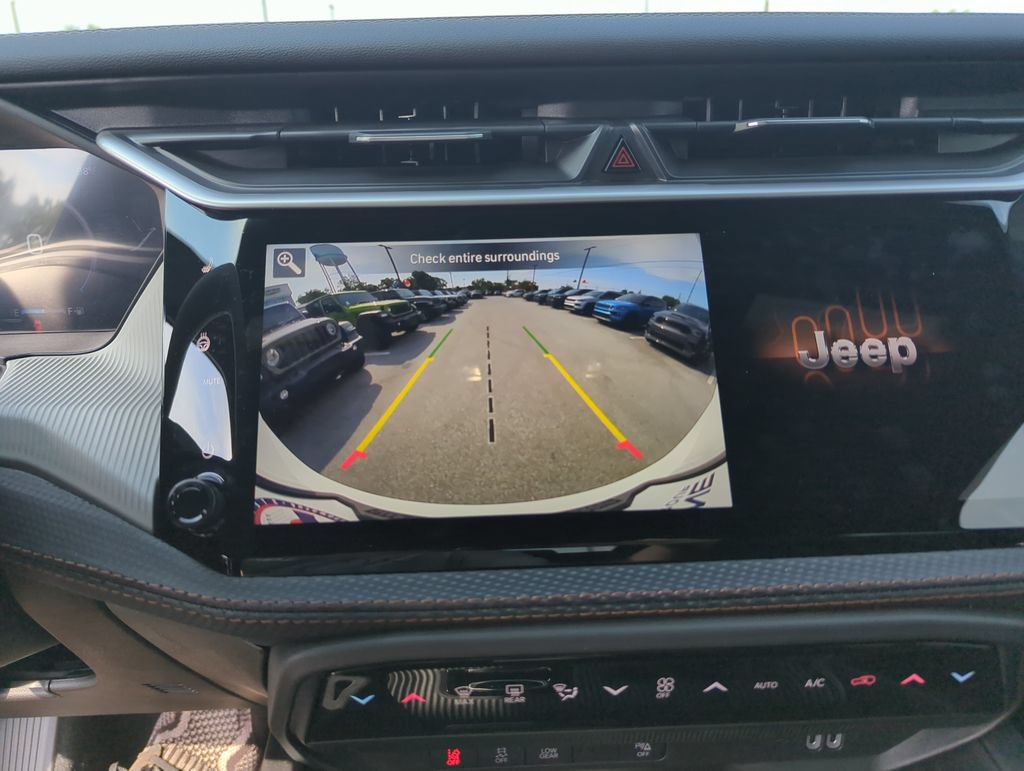New 2026 Jeep Cherokee Limited AWD/4WD image 25