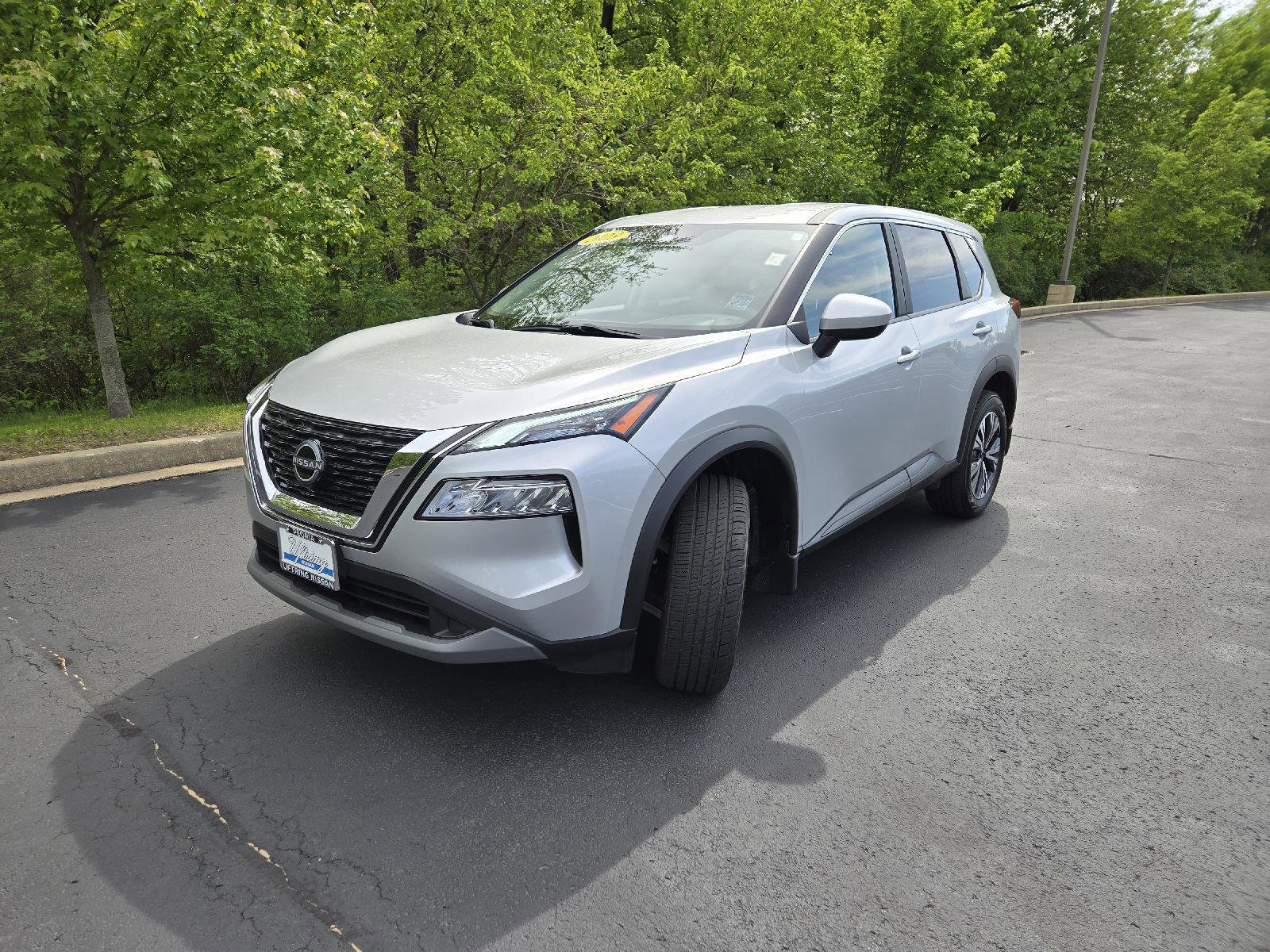 Used 2023 Nissan Rogue SV AWD/4WD image 4
