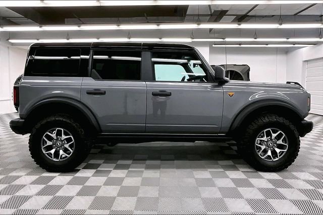 Used 2025 Ford Bronco Badlands AWD/4WD image 14