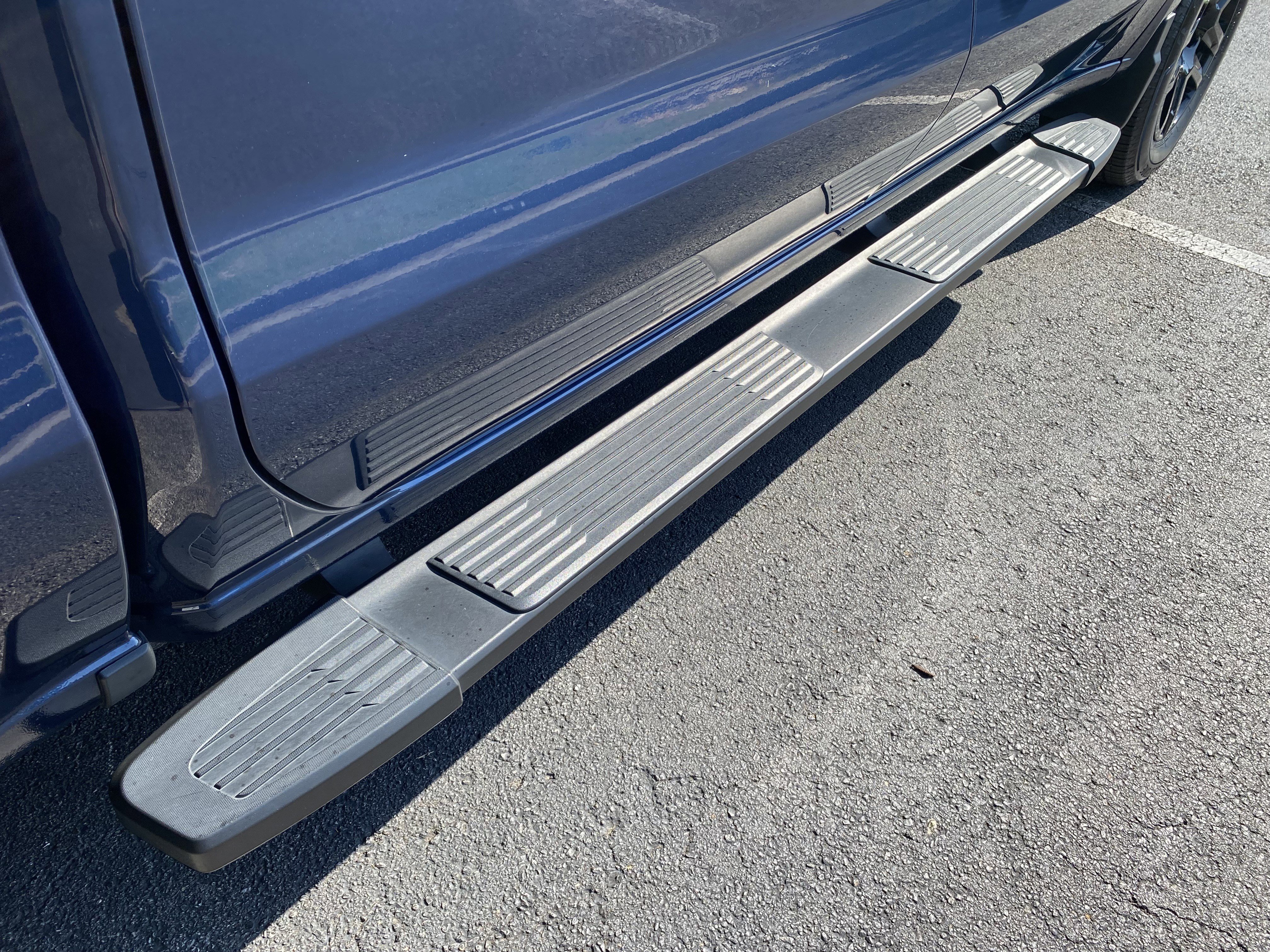 Used 2023 Chevrolet Silverado 1500 RST AWD/4WD image 42