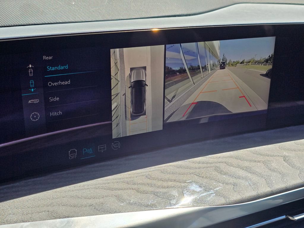 New 2025 Cadillac Escalade IQ Luxury 2 image 30