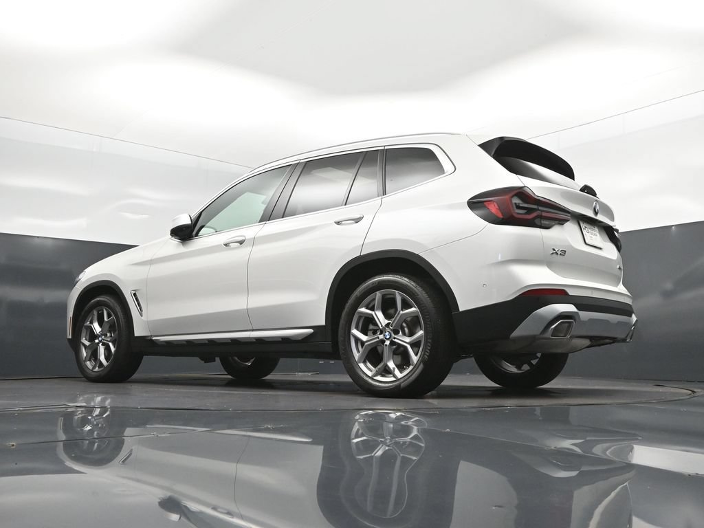 Certified 2024 BMW X3 sDrive30i w/ Premium Package RWD image 40