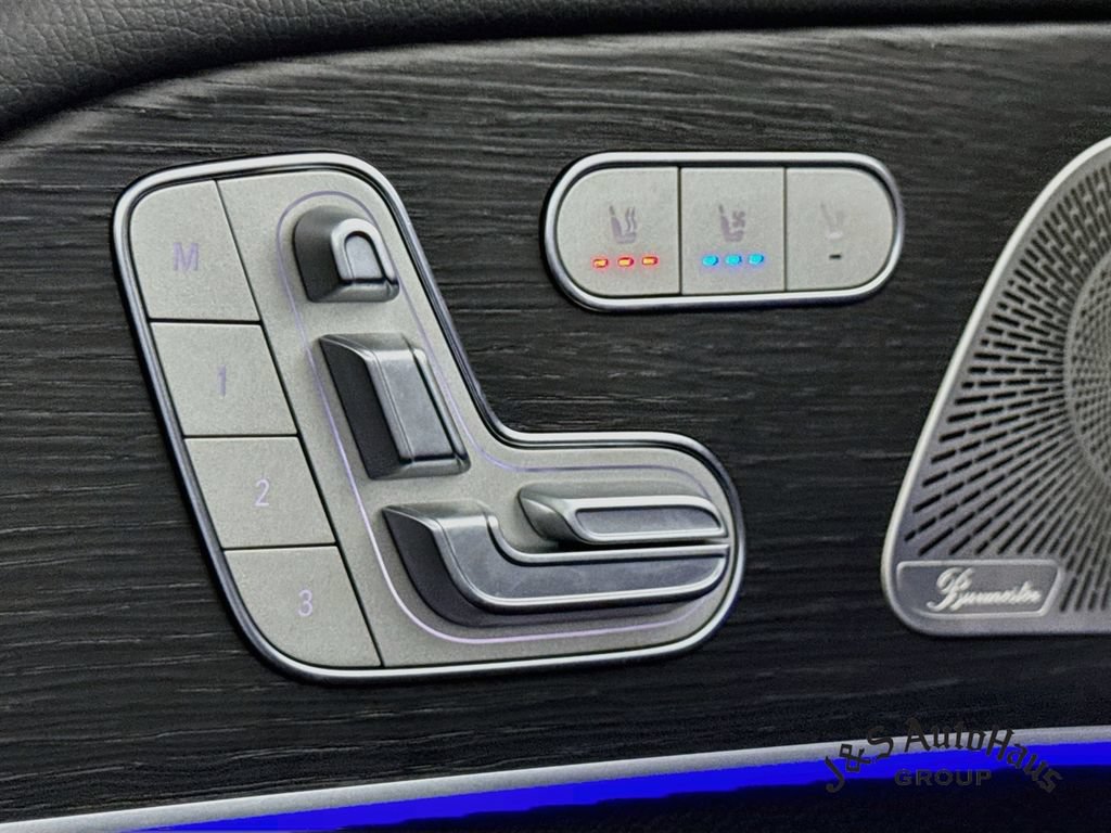 Used 2024 Mercedes-Benz GLS 450 4MATIC w/ AMG Line Exterior image 27