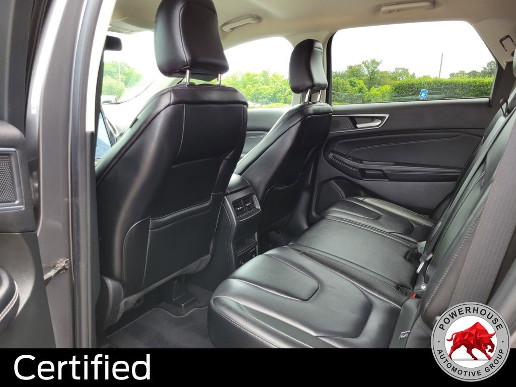 Used 2022 Ford Edge Titanium AWD/4WD image 16