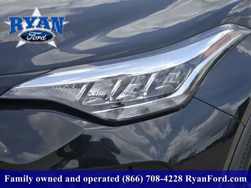 Used 2021 Toyota C-HR Nightshade FWD image 6