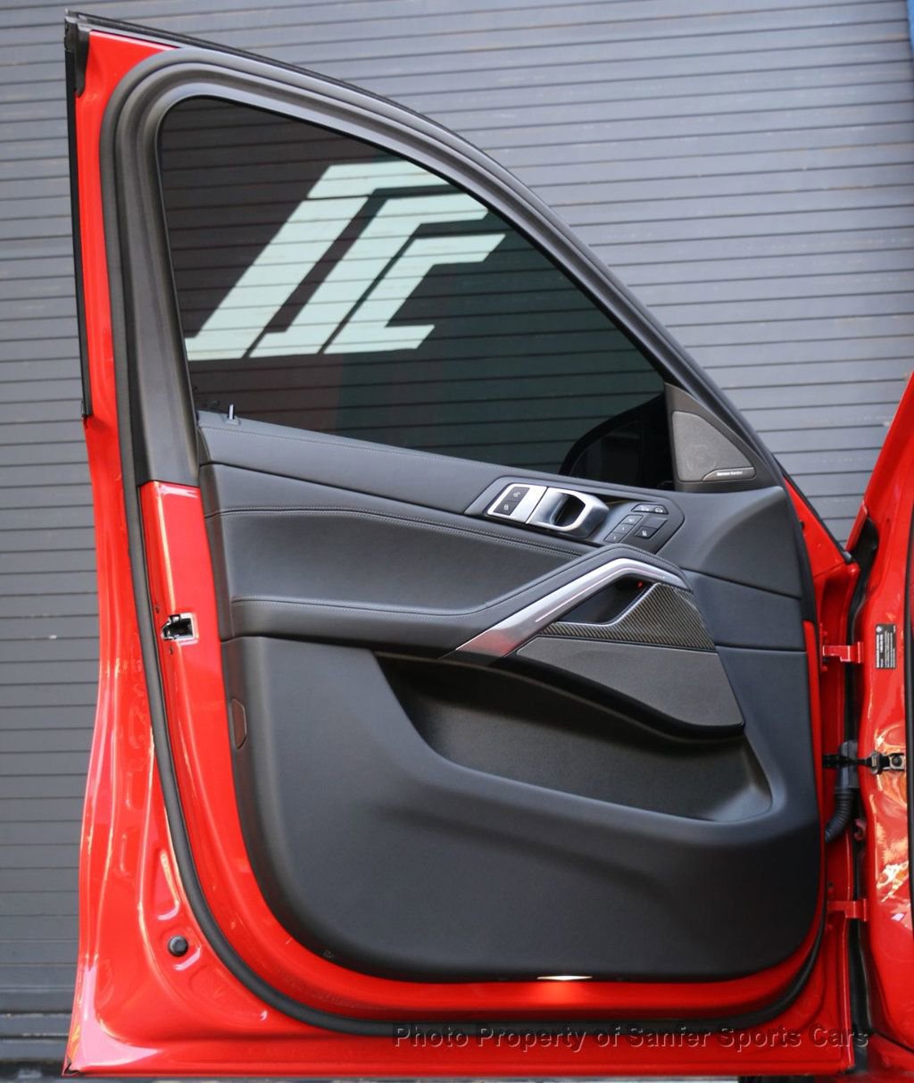 Used 2024 BMW X6 M Competition image 19