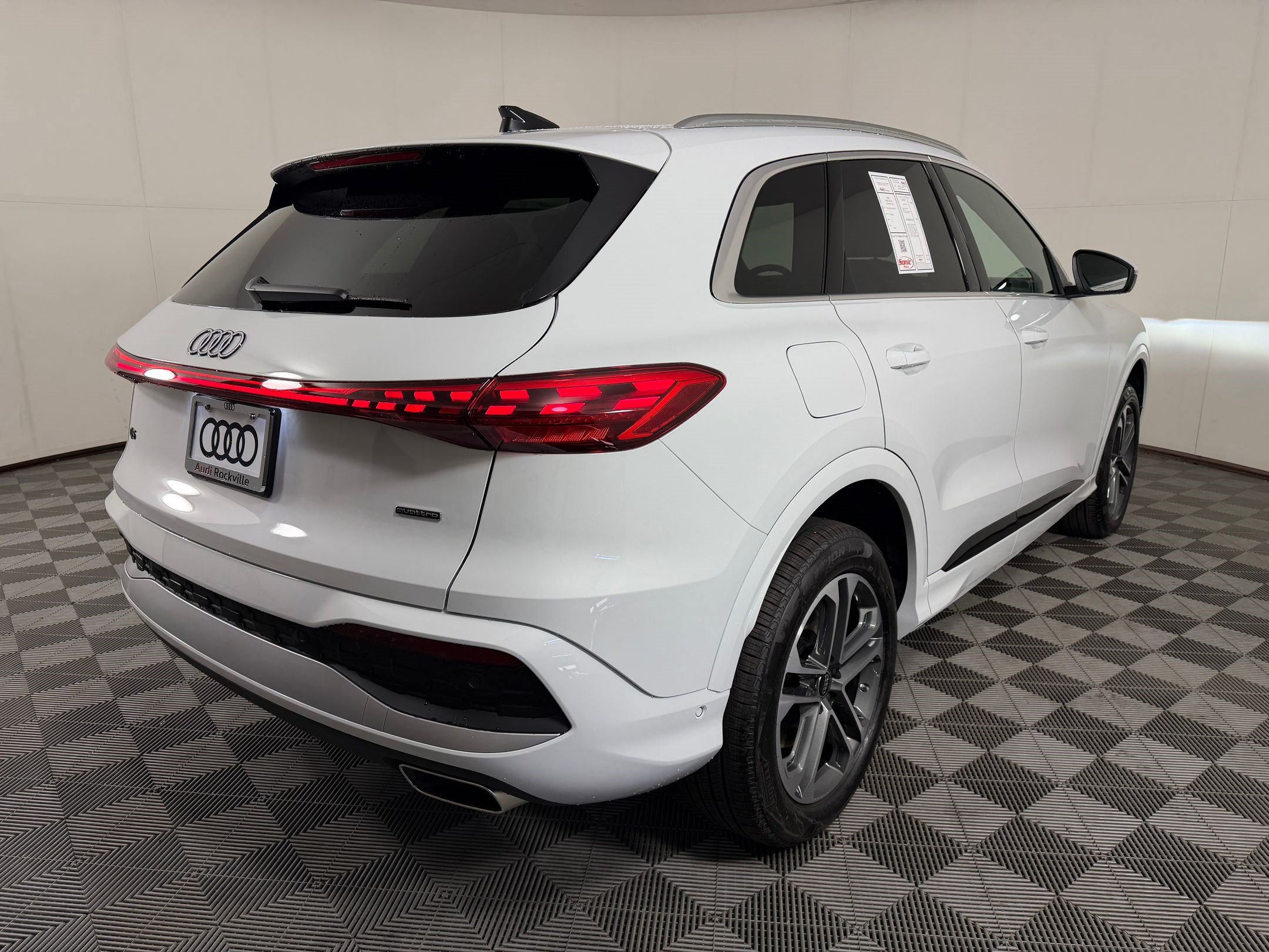 New 2026 Audi Q5 Premium AWD/4WD image 9