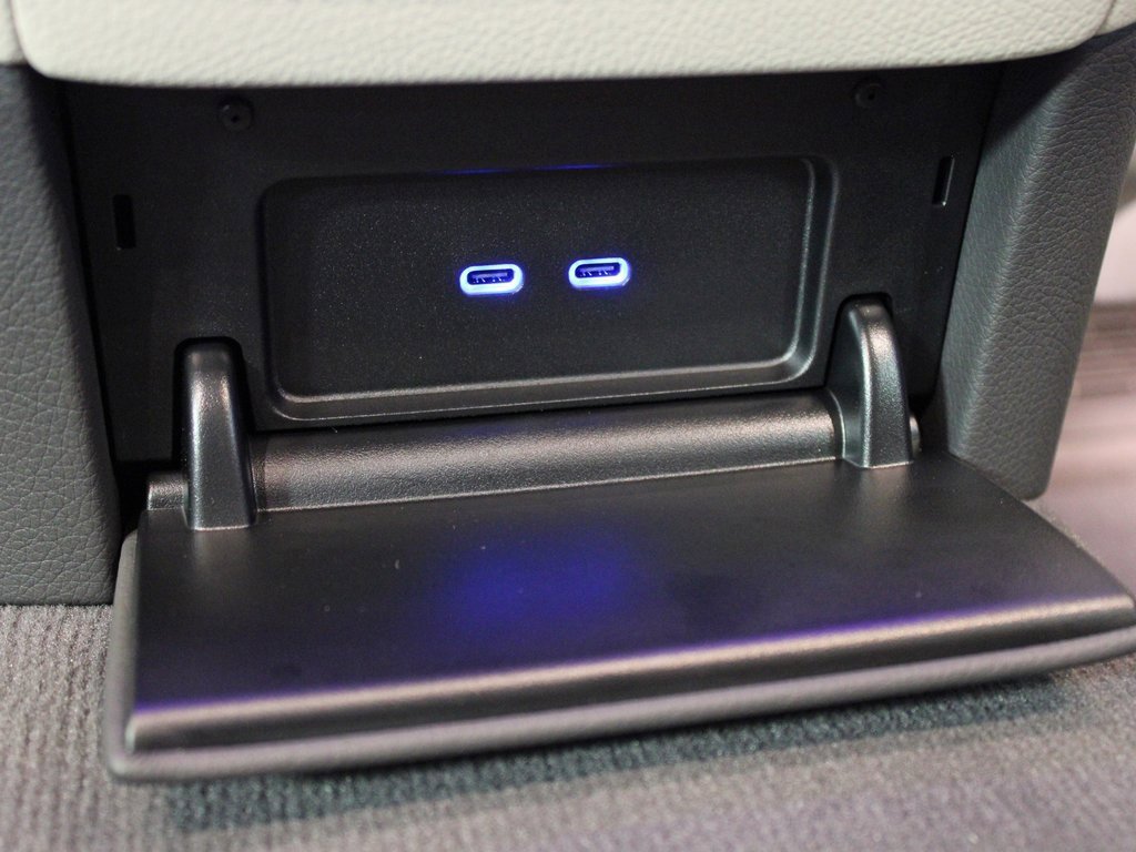 New 2026 Mercedes-Benz S 580 4MATIC Sedan image 32