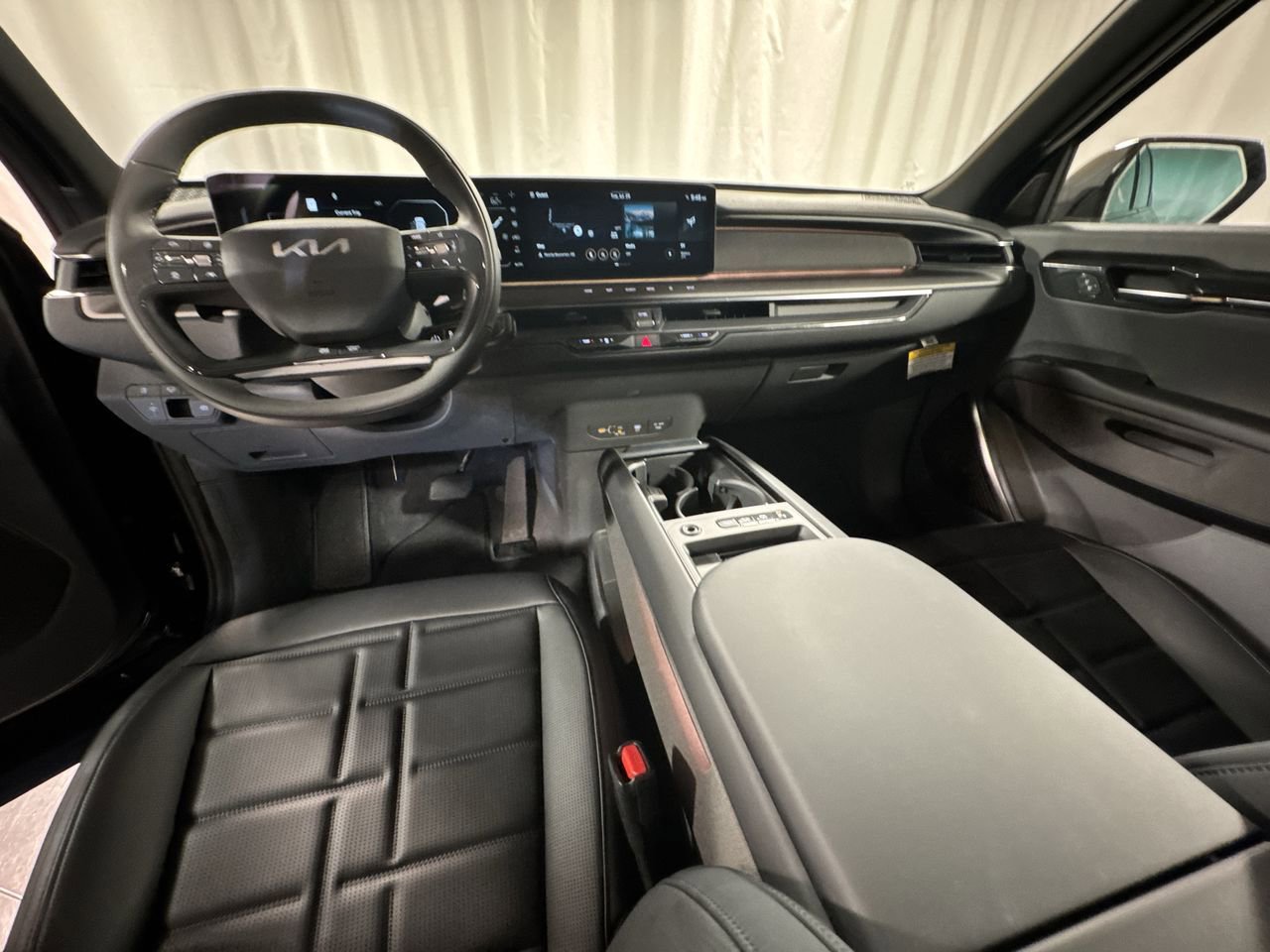 New 2026 Kia EV9 Land w/ Nightfall Edition Package image 12