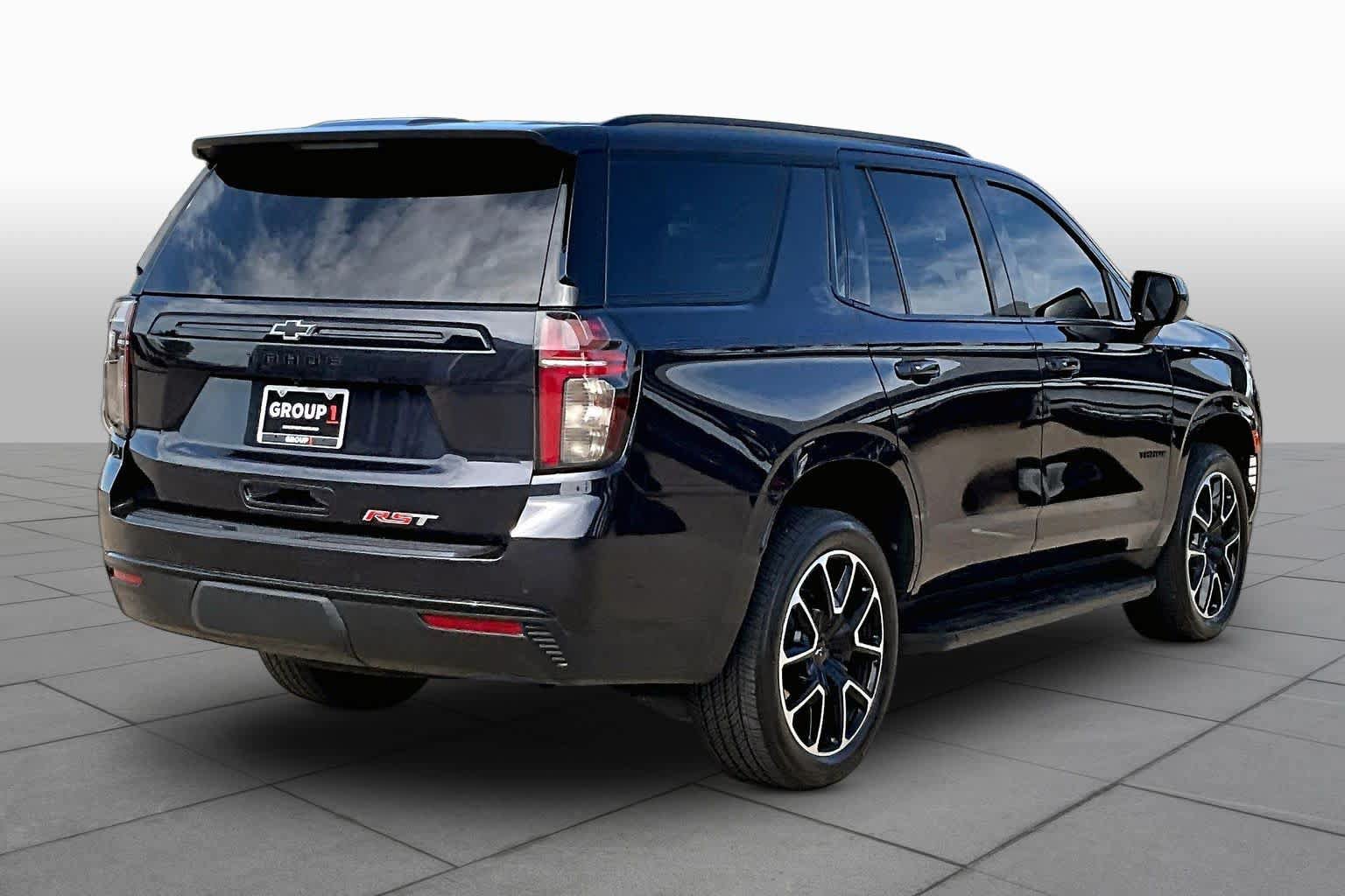 Used 2023 Chevrolet Tahoe RST AWD/4WD image 12
