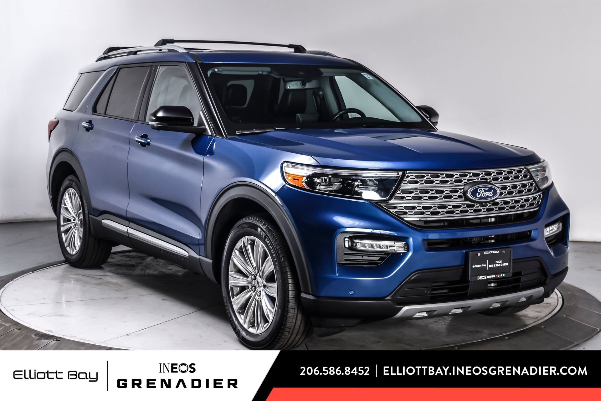 Used 2023 Ford Explorer Limited AWD/4WD image 1
