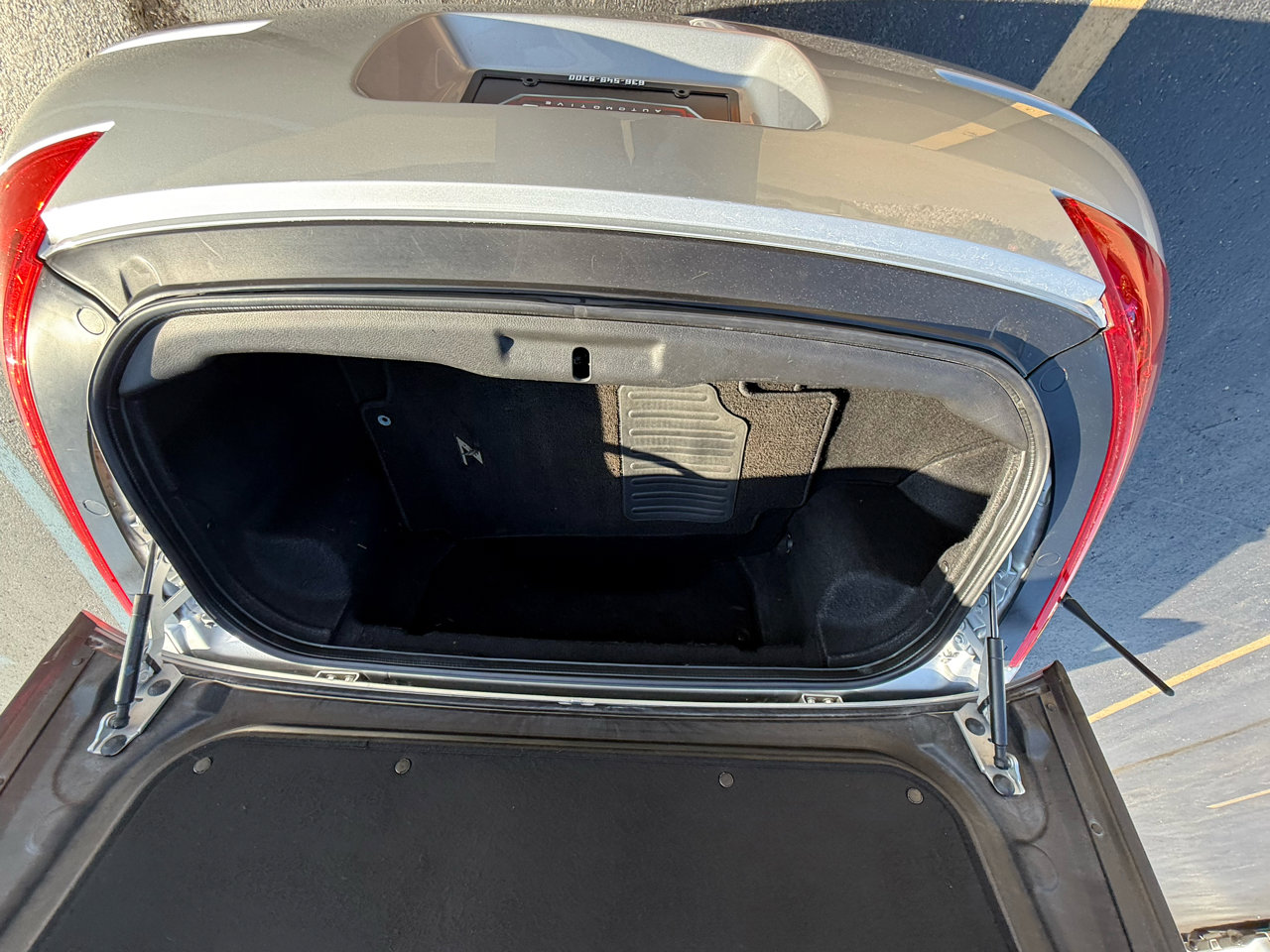 Used 2006 Nissan 350Z Touring image 24