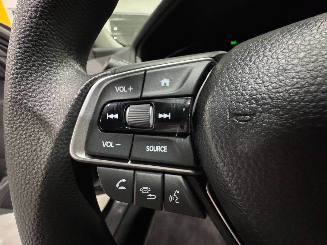 Used 2018 Honda Accord LX image 12