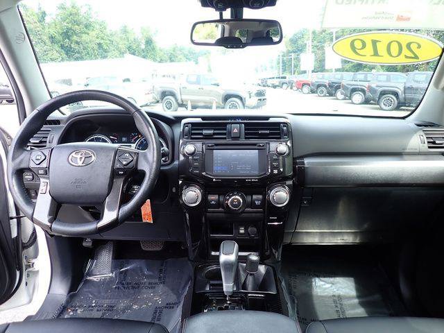 Certified 2019 Toyota 4Runner TRD Off-Road Premium AWD/4WD image 20