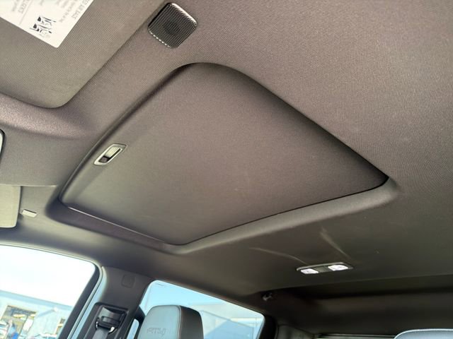Certified 2024 GMC Sierra 1500 AT4 w/ Technology Package AWD/4WD image 16