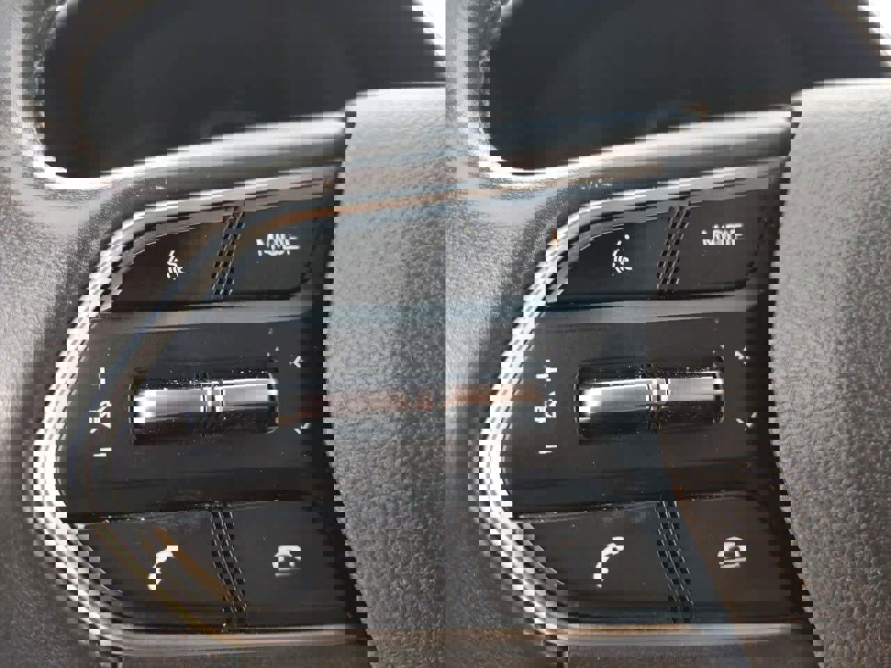 Used 2019 Hyundai Santa Fe Limited image 24