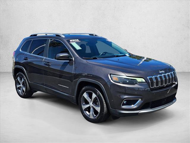 Used 2019 Jeep Cherokee Limited w/ Luxury Group FWD image 3