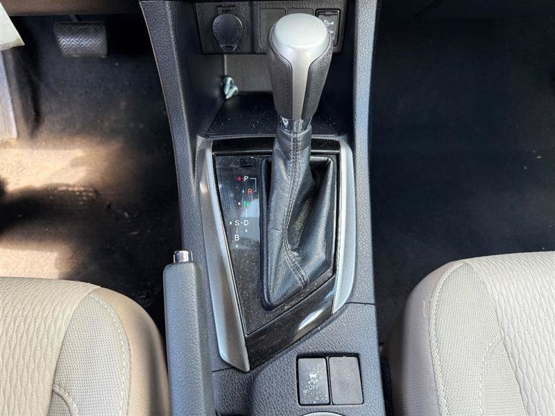 Used 2014 Toyota Corolla LE FWD image 38