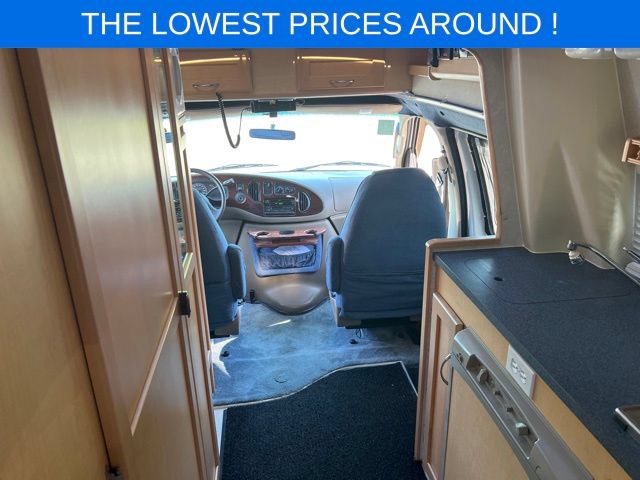 Used 2003 Ford E-350 and Econoline 350 Super Duty RWD image 2