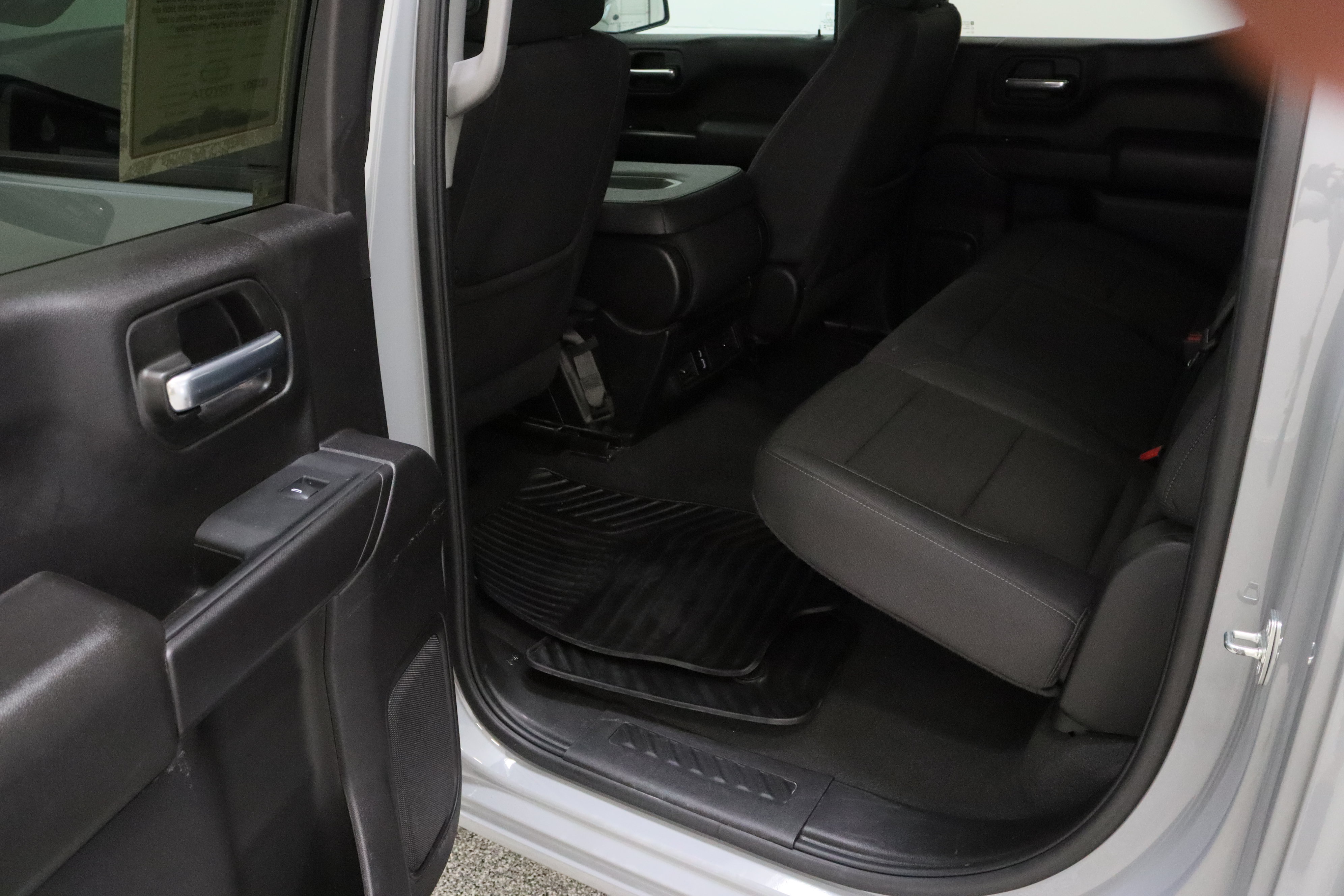 Used 2024 Chevrolet Silverado 1500 Custom RWD image 26