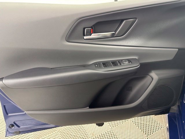 Used 2025 Toyota Prius XLE AWD/4WD image 15