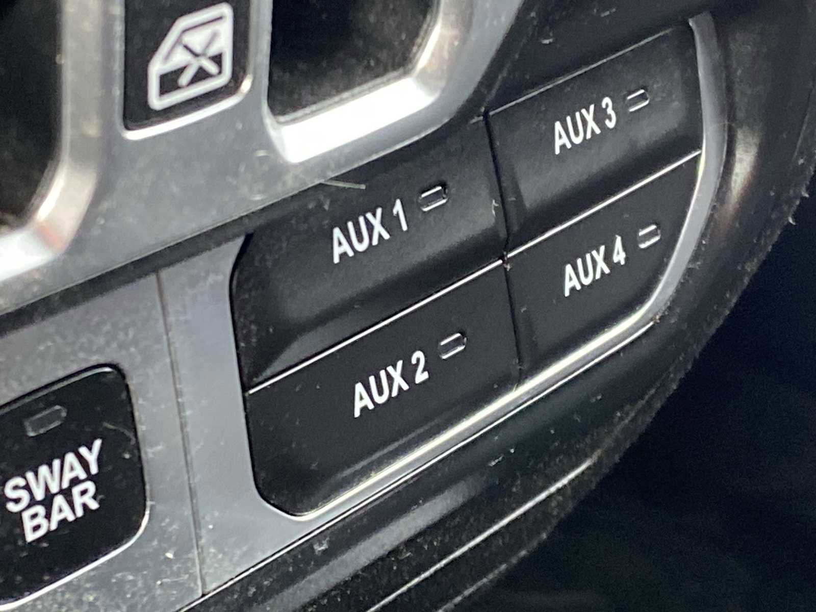 Certified 2018 Jeep Wrangler Unlimited Rubicon w/ Steel Bumper Group image 18