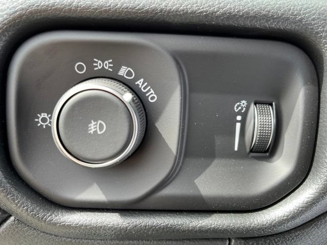 New 2026 RAM 5500 Tradesman AWD/4WD image 30