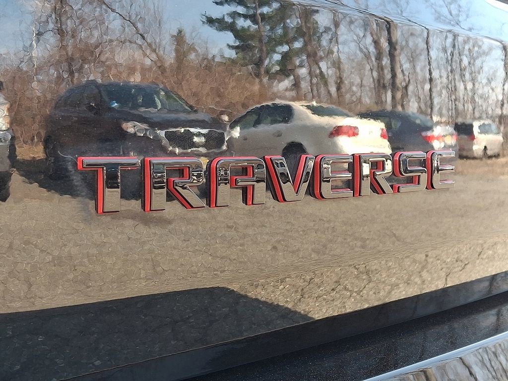 Certified 2023 Chevrolet Traverse Premier w/ Redline Edition image 31