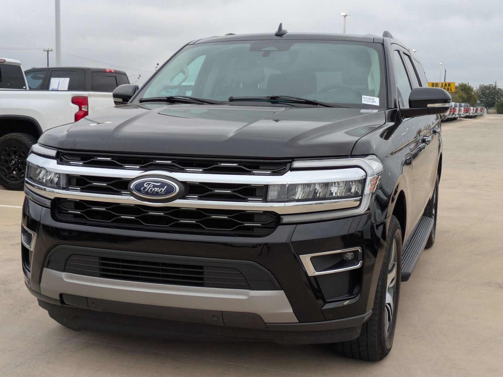 Used 2024 Ford Expedition Max Limited image 7