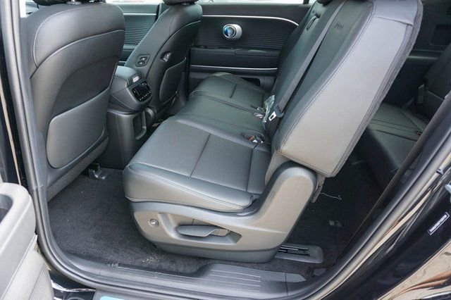 New 2026 Hyundai Ioniq 9 SEL image 17