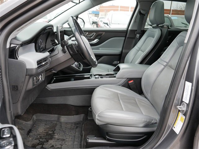 Used 2022 Lincoln Corsair AWD w/ Premium Package image 13