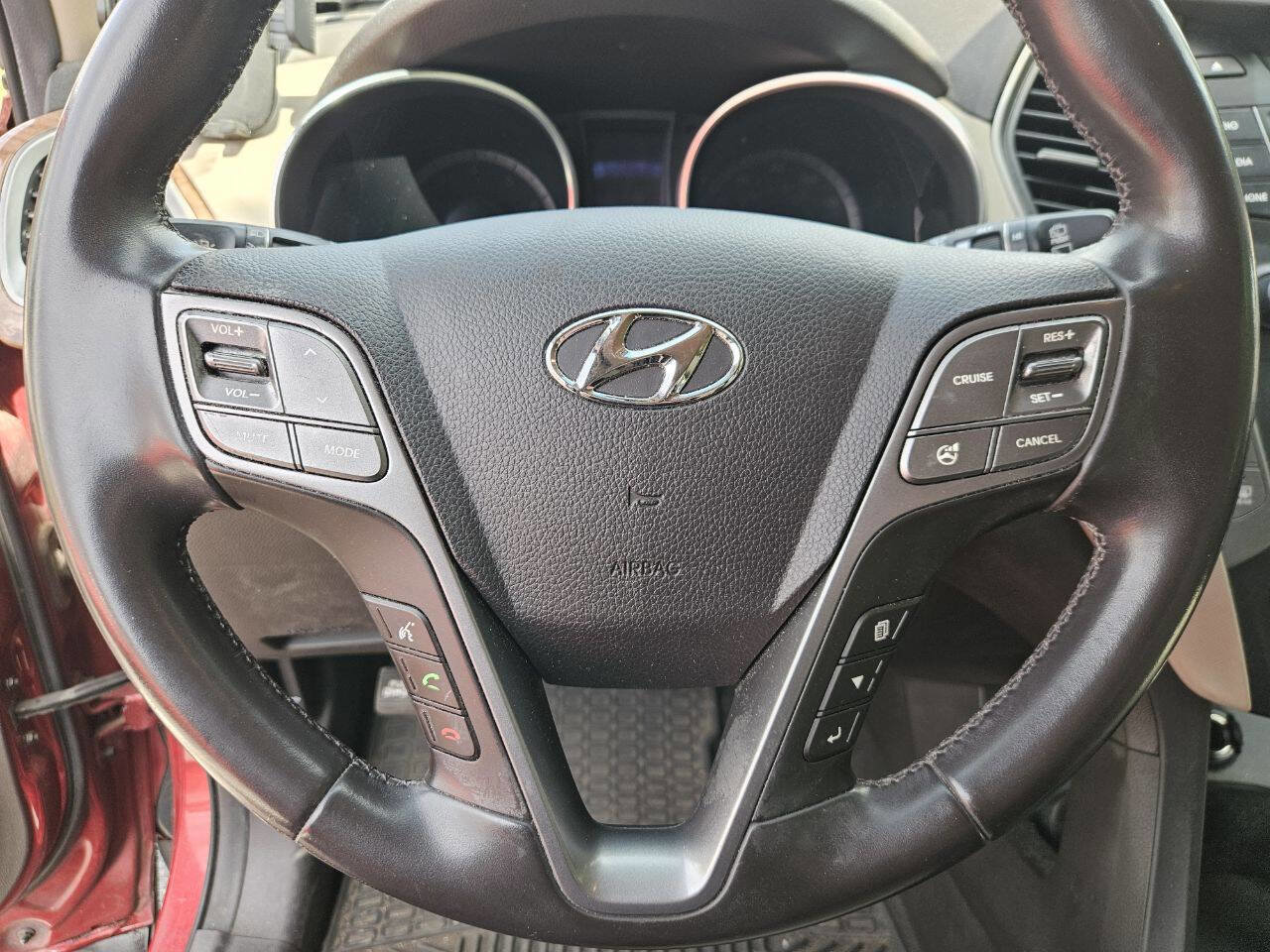 Used 2013 Hyundai Santa Fe Sport 2.0T FWD image 21