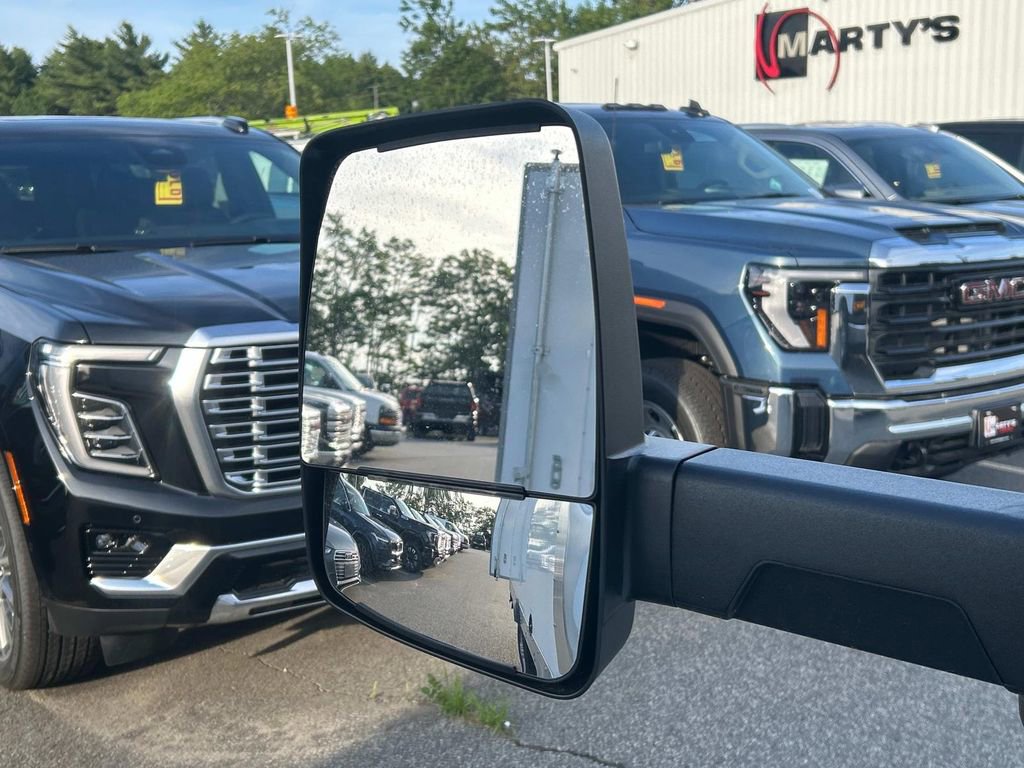 New 2025 GMC Savana 3500 w/ Power Convenience Package image 8