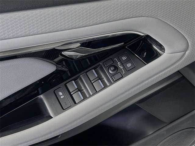 Used 2023 Land Rover Range Rover Evoque R-Dynamic S image 11