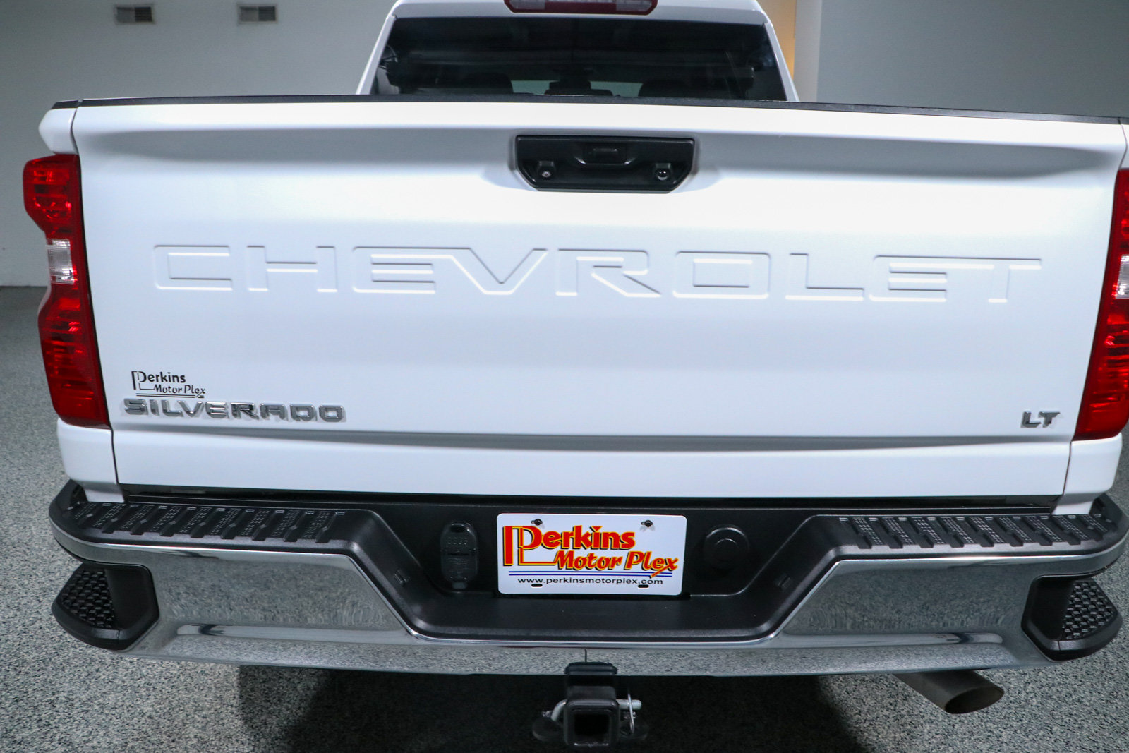 Used 2024 Chevrolet Silverado 2500 LT AWD/4WD image 8