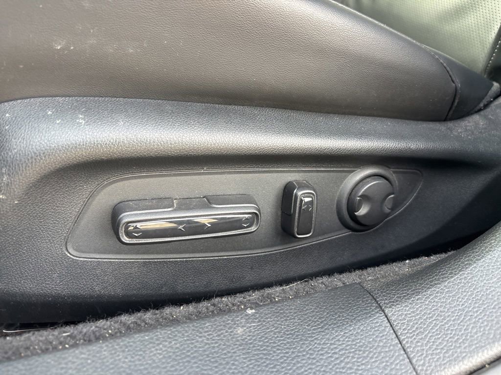 Used 2023 Honda Accord Touring image 16