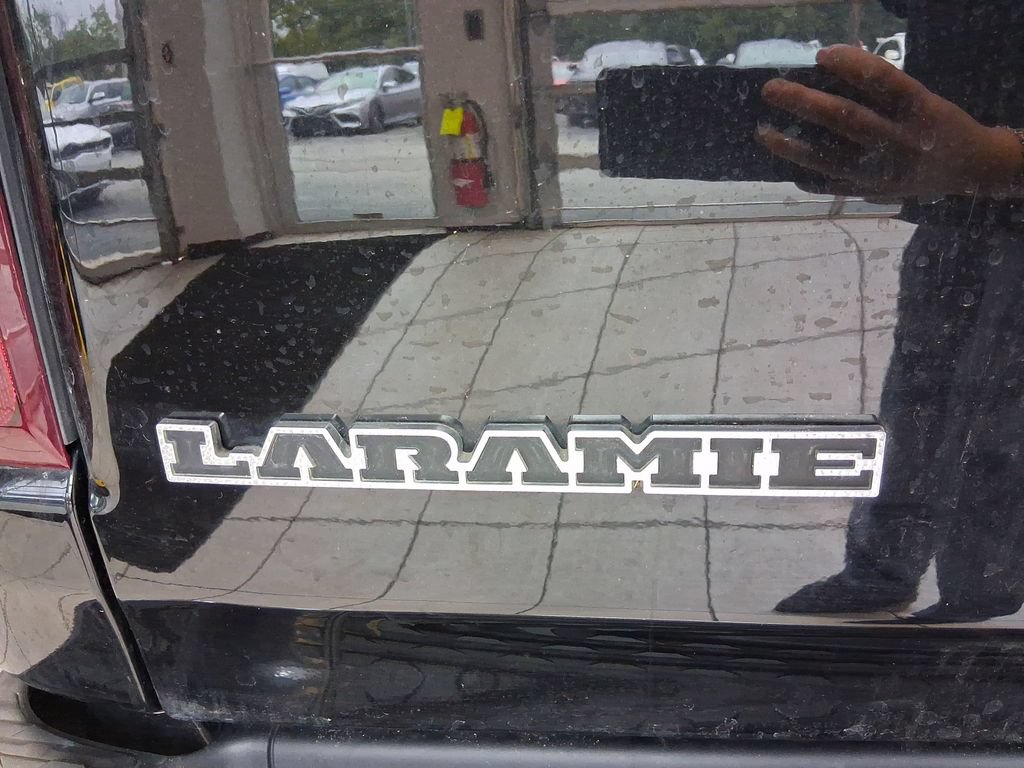 Used 2021 RAM 1500 Laramie AWD/4WD image 11