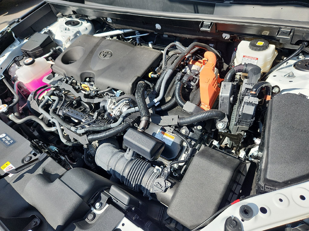 Certified 2024 Toyota RAV4 XLE AWD/4WD image 30