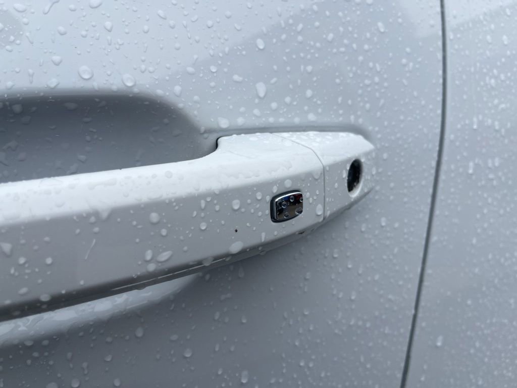 Certified 2025 Chevrolet Silverado 2500 LT w/ Convenience Package image 13