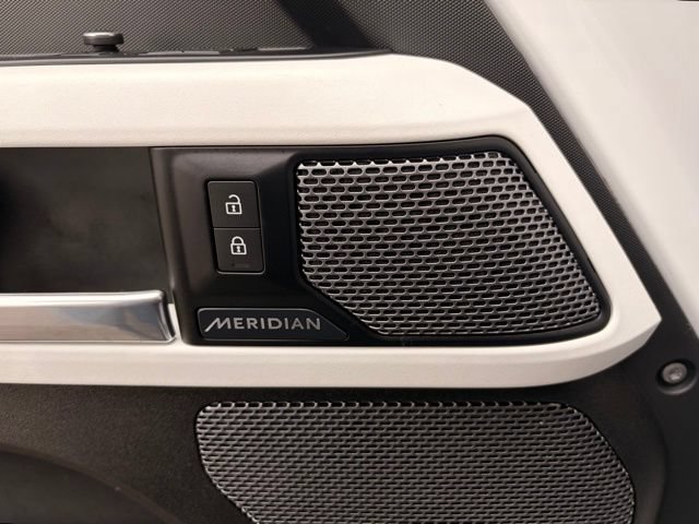 Used 2020 Land Rover Defender 110 SE AWD/4WD image 22